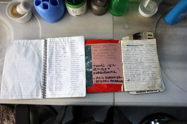 Böylesi berber daha önce görülmedi! Gaziantep'te tek tek not alıyor sebebi ise... - Resim: 1