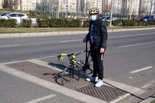 Tekirdağ'da yaşandı! Mazgala takılan bisikletten düştü burnu kırıldı, kafatası çatladı - Resim: 1