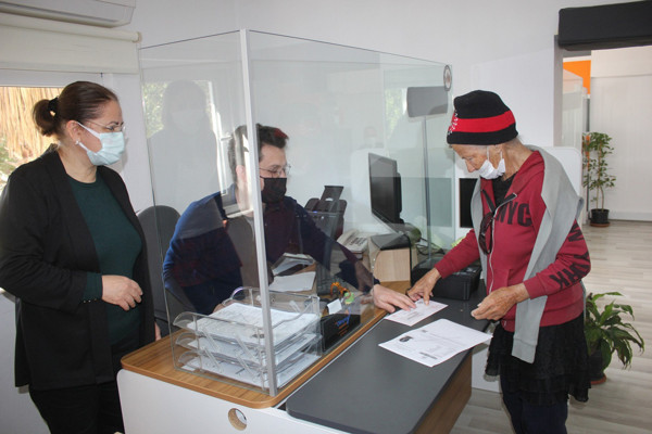 Antalya'da kimlik çıkartmaya gitti hayatının şokunu yaşadı: Bir yıla yakın uğraştık - Resim: 2