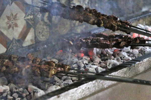 Diyarbakır'da günde 4 ton tüketiliyor! 7 gün 24 saat yeniyor - Resim: 3