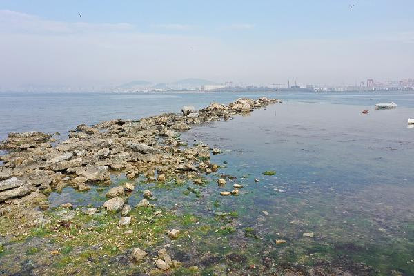 İstanbul'da şaşkınlık yaratan görüntü! Sular çekilince ortaya çıktı - Resim: 1