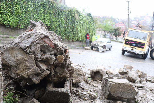 Zonguldak'ta sabah 6'da gürültüyle uyandı! Hayatının şokunu yaşadı - Resim: 0
