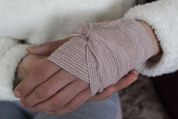 Gaziantep'te cenaze dehşet! Halası yüzünü ısırdı kaşları yırtıldı: Özel bölgelerimi açamadım - Resim: 0