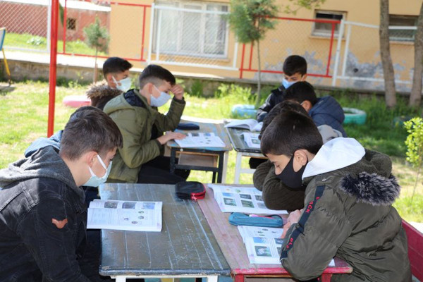 Hababam Sınıfı Şırnak'ta gerçek oldu: Bu imkanlar her yerde yok - Resim: 1