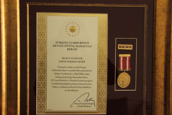 Afyonkarahisar'da girişimi sonuç verdi 37 yıl sonra kavuştu: Görünce çok duygulandım - Resim: 0