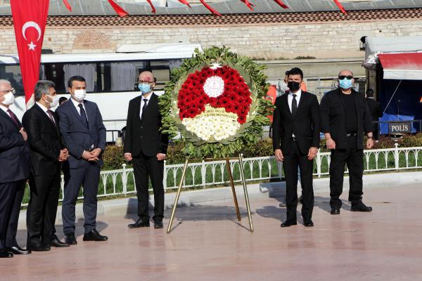 İstanbul Valiliği'nden Ekrem İmamoğlu'nun 'Hadsiz' sözlerine tepki: Özensiz ve yakışıksız - Resim: 1