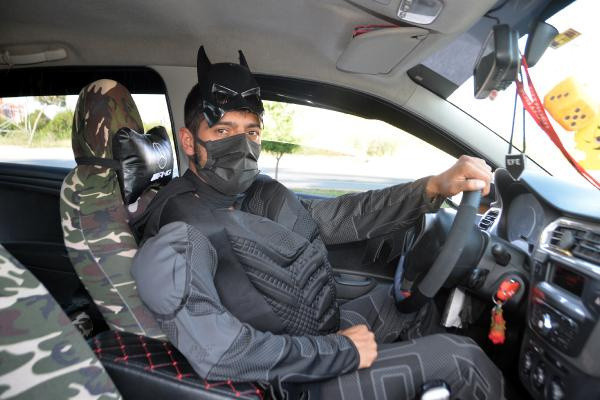 Görenler şaşkına döndü Mersin'de böyle taksici görülmedi! Sebebi ise bakın ne - Resim: 0