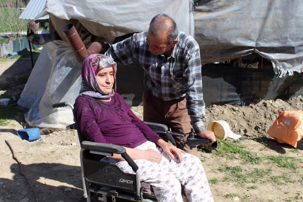 Kendi kızı bile bakmadı! Burdur'da yürek sızlatan aşk hikayesi: Simit alacak param olmadı - Resim: 2