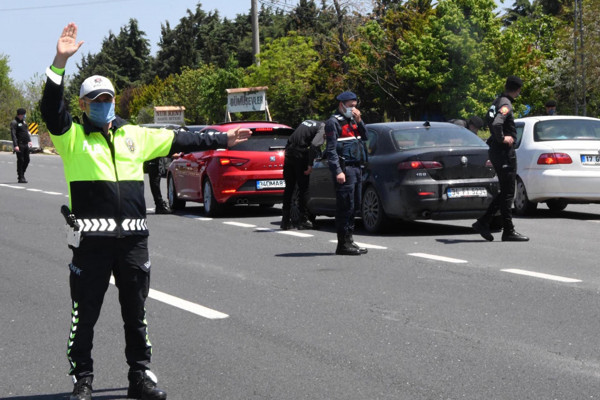 Koronavirüs dezenfektanı ve kolonya alkol cezası aldırdı! 15 dakika bekleyin - Resim: 0