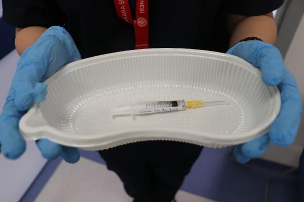 Turkovac'ın Faz-3 gönüllü uygulaması sürüyor! "Hedef sayıya ulaşıldığında çalışma bitecek" - Resim: 0