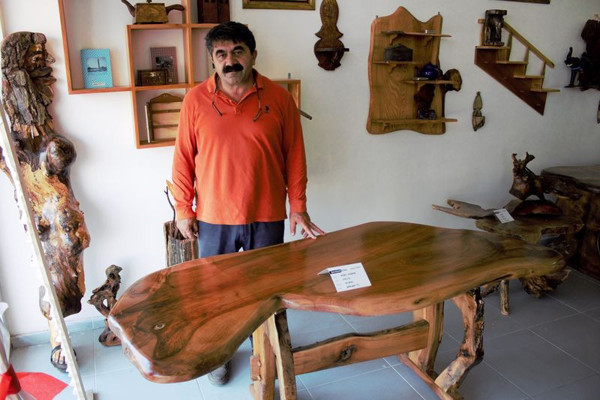 Fiyatı 650 bin TL! Sivas'ta ceviz ağacından çıktı detayı gören şaştı kaldı - Resim: 1