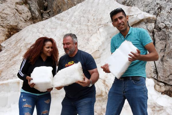 Antalya ve Muğla'da testereyle kesip çuval çuval satıyorlar: Size sürpriz yapacağım - Resim: 0