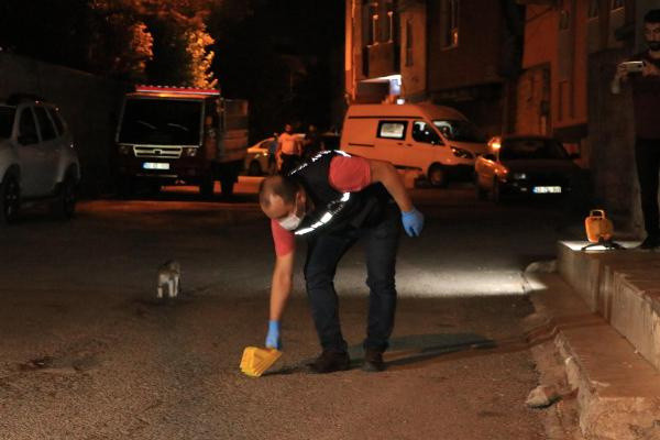 Şanlıurfa'da sokakta yürürken hayatının şokunu yaşadı! Kanlar içinde kaldı - Resim: 0