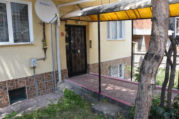 Eskişehir'de eski eşini kanlar içinde bıraktı! İki sokak ileride... - Resim: 0