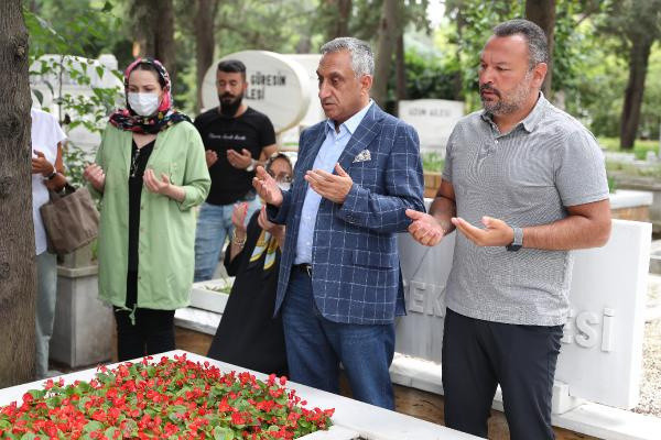 Kemal Sunal ölüm yıldönümünde anılıyor - Resim: 0