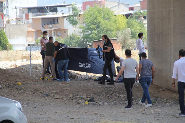 İzmir'de işe gitmek için evden çıktı! Kahreden haber geldi - Resim: 0