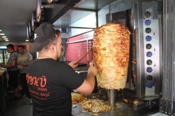 6 bin TL’ye çalışacak eleman bulamıyorlar: Elazığ’da halk bize kızıyor - Resim: 0