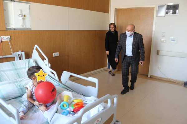 Ağrı'da üvey baba 9 yaşındaki çocuğu döverek komalık etti! 9 günün ardından... - Resim: 0