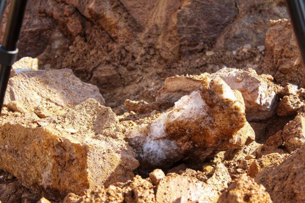 Binlerce yıllık! Van'da sınır duvarı çalışmalarında bulundu - Resim: 0