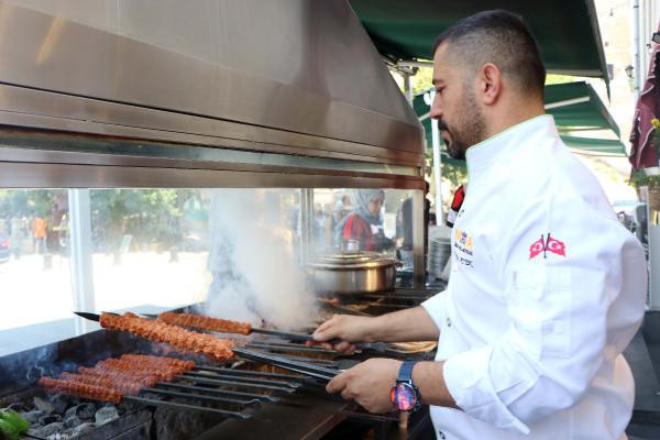 Gaziantep'te kampanya başlattı! Aşı olanlara ücretsiz: Çok sayıda kişi akın etti - Resim: 0
