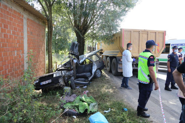 Kocaeli'de feci kazada can verdi! Yürek yakan detay ortaya çıktı: Meğer... - Resim: 0