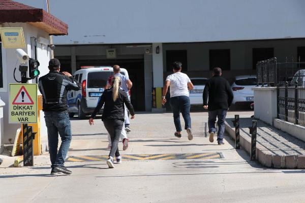 Ankara'da kahvaltı bahanesiyle iğrenç olay! Tuvalete götürüp 10 dakika... - Resim: 1