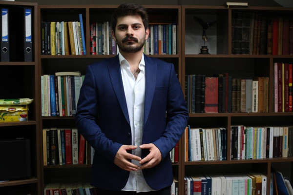 Fenomenlerin yeni tuzağı! Tahrik edip 5 bin TL kazanıyorlar: Gelir kapısı oldu - Resim: 0