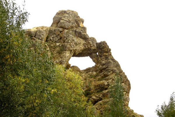 Hakkari'de bu kayayı görenler telefona sarıldı! İlginç ve gizemli - Resim: 0