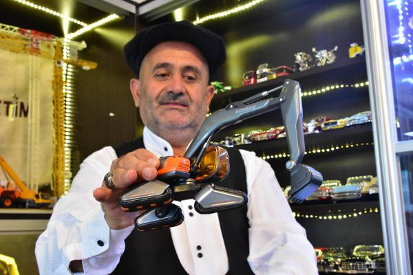 Konya'da arkadaşı hediye etti hobisi oldu! Bin euro üzerinde olan var - Resim: 0