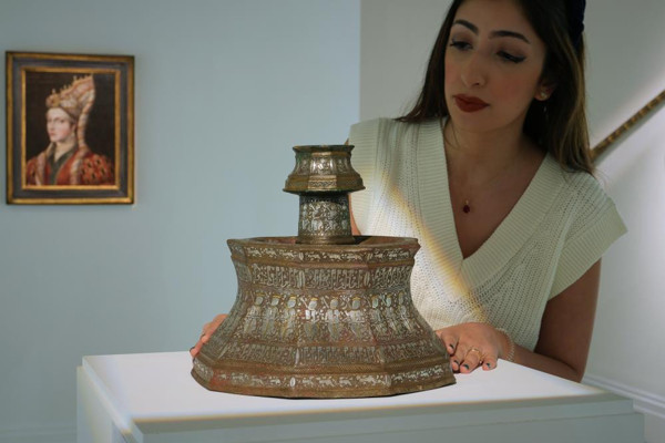 Hürrem Sultan Portresi dudak uçuklatan fiyata alıcı buldu - Resim: 0