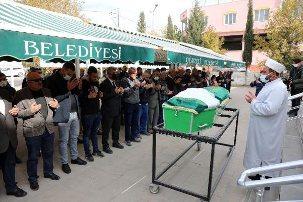 Gazinatep'te boşanmak isteyen eşini çocuklarının gözü önünde öldürdü - Resim: 0