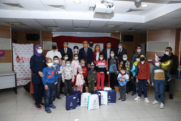 Lösemili çocuklar için tiyatro hastaneye taşındı - Resim: 2