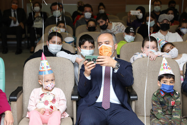 Lösemili çocuklar için tiyatro hastaneye taşındı - Resim: 1