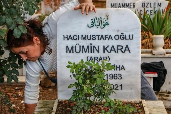 Antalya'da dövülerek öldürüldü! Hayatı kabusa döndü: Korkudan mezarına gidemiyor - Resim: 0