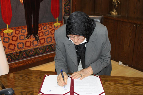 Aydın'da eşinin vasiyetini yerine getirdi! 3,5 milyon TL'yi bakın nereye bağışladı - Resim: 1