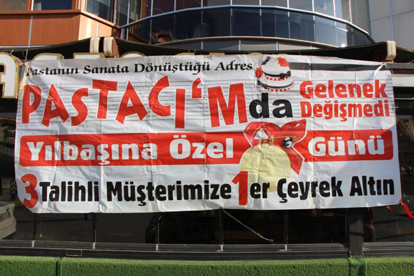 Amasya'da pastanedeki yazıyı görenler şaştı kaldı! 7 yıldır yapıyor: Müşterilerimizi şimdiden uyarıyorum - Resim: 0