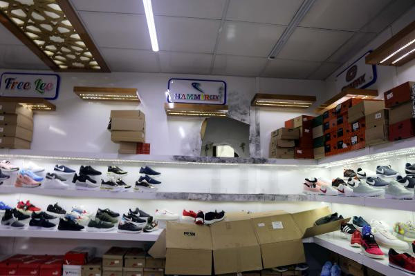 Gaziantep'te duvarını delerek girdikleri kuyumcudan 1,5 milyon liralık altın çaldılar - Resim: 0