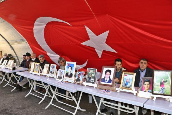 'Evlat acısı çekiyorum' deyip seslendi: Ahıra götürüp elleri ve ayaklarını bağladıktan sonra... - Resim: 0