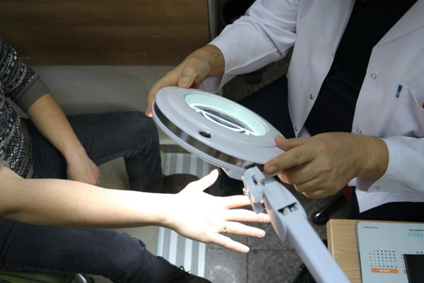 2 kişiden 1'inde çıkıyor! Salgın sonrası uyuz vakaları patladı: Uzmanlar uyardı: Uzun süre... - Resim: 0