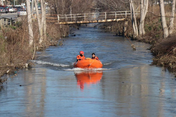 Sakarya'da 5 gündür haber alınamıyor! Eşyaları bulundu: Ekipler didik didik onu arıyor - Resim: 0