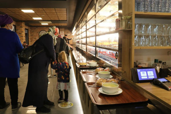 Sakarya'da fiyatları gören gözlerine inanamıyor! Çay fiyatına çorba satılıyor: Elektrik artsın hiç problem değil - Resim: 1