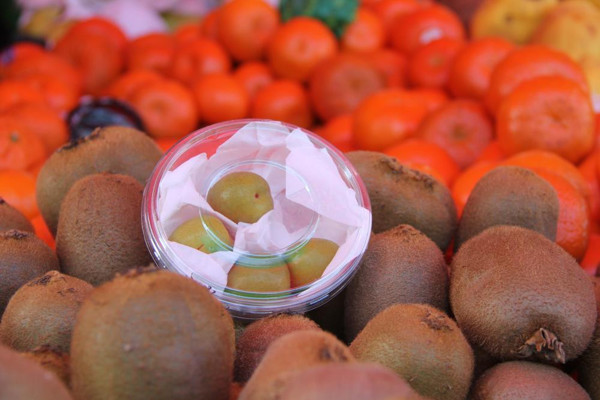 4 tanesi 50 TL'ye satılıyor! Gece manavı yataktan kaldırıyor: Samsun'dan kargoyla gönderiliyor - Resim: 0