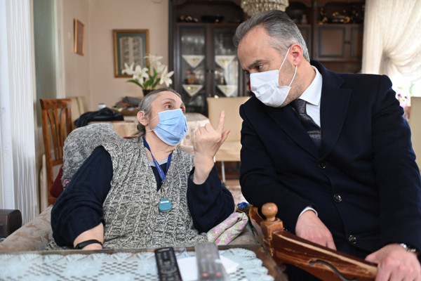 Dünyada bir ilk! Bursa'da evlere yerleştirildi: 7/24 takip altına alınıyor - Resim: 0