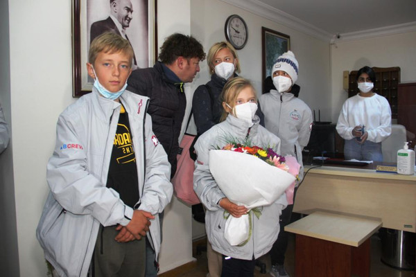 Savaştan dolayı Ukrayna'ya dönemediler! Aileleri Türkiye’ye emanet etti - Resim: 0