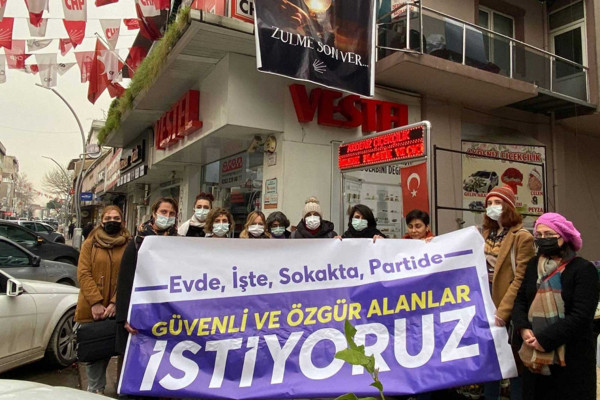 CHP'de taciz skandalı! 'İfşa ediyoruz' diyen kadınlar salonu terk etti: Birkan Koçak'ın Whatsapp mesajları çıktı - Resim: 0