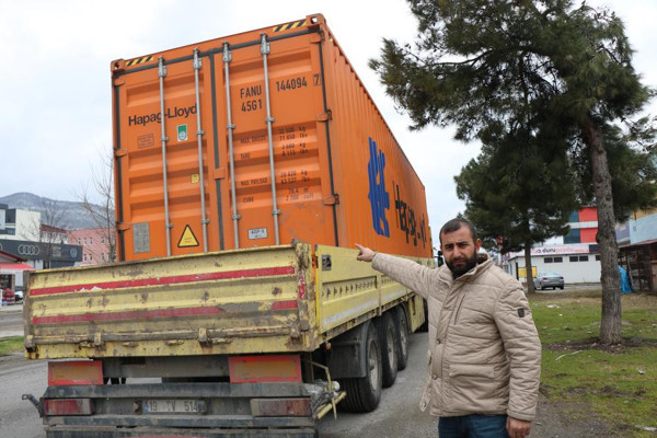 Samsun'da değeri 600 bin TL iken 73 bin TL'ye satıldı! Şüpheli işlem ekipleri harekete geçirdi: Konteynerın içi... - Resim: 0