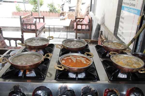 Hastalıktan kaçmak isteyen akın etti! Doğal şifa deposu her derde deva oluyor: Doktorlar da öneriyor - Resim: 1