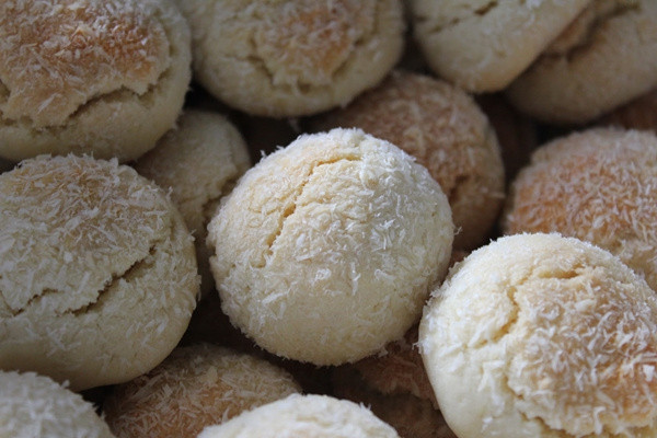 Her yiyen bu tarifi nereden aldığınızı soracak! İşte misafir çatlatan kokoş kurabiye - Resim: 0