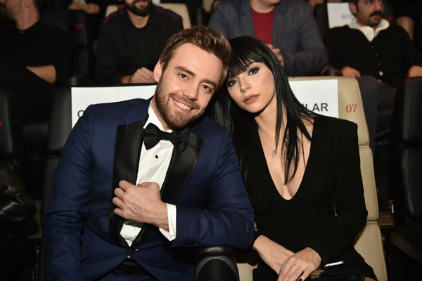 Merve Boluğur yıldırım aşkına aynı hızla nikah kıyacak! Ünlü oyuncunun nikah tarihi belli oldu - Resim: 0