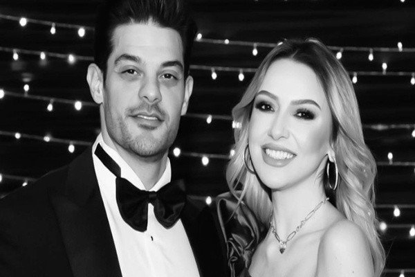 Hadise resti çekti, büyük aşıklar boşanıyor! Çekişmeli boşanma davası bomba oldu patladı, Dinçerler altınları istiyor iddiası - Resim: 0